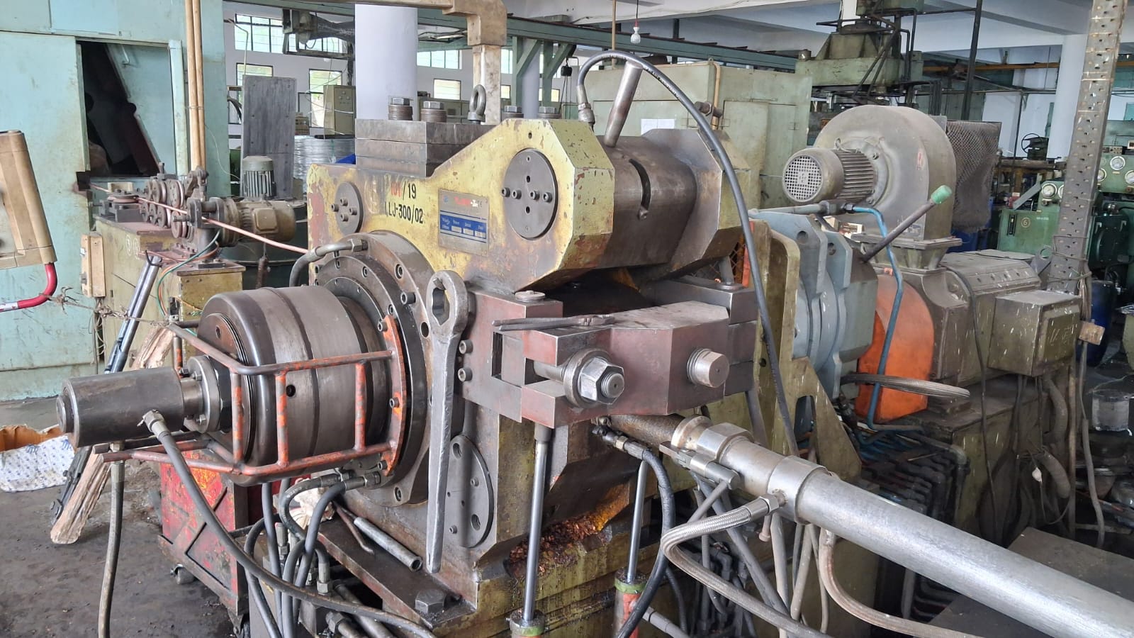 Extrusion Machine